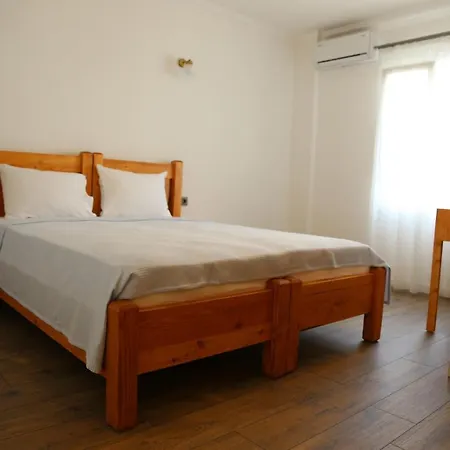 Litri Butik Çeşme